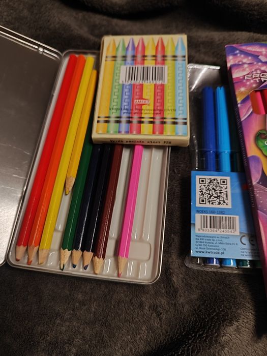 Kredki i pisaki dla dzieci