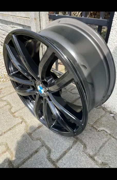Felgi aluminiowe BMW 18” 5x120 ET30 czarne połysk - komplet 4 sztuk