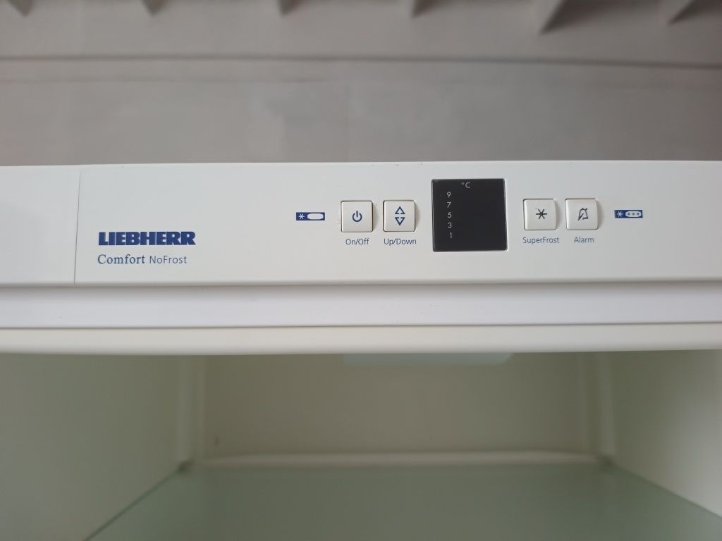продам холодильник Liebherr, no frost
