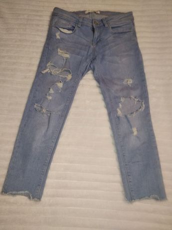 Продам джинсы рванки на рост до 140 см