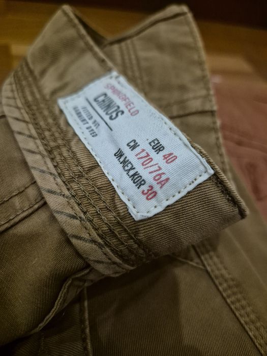 4 Pares Calças Chinos