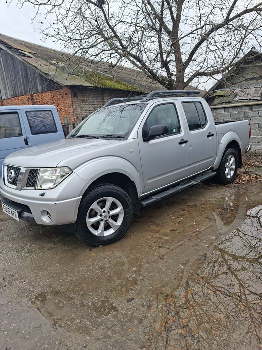 Для Зсу Ніссан Навара Автомат І механіка.