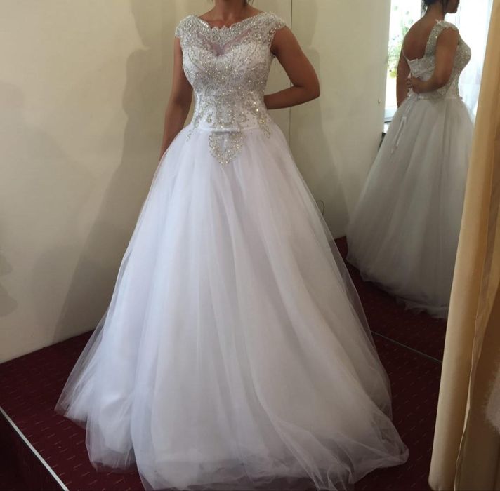 Suknia ślubna- nowa