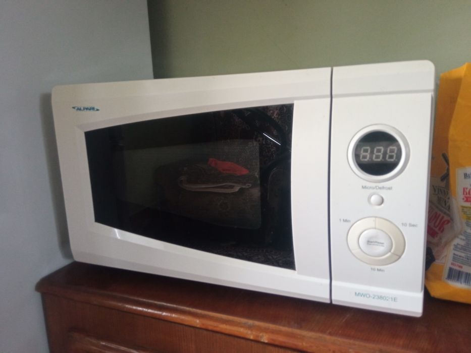 Б/У мікрохвильовка