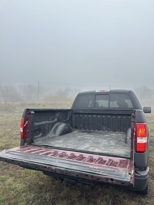 Ford F-150 Lariat повний привід•в доброму стані