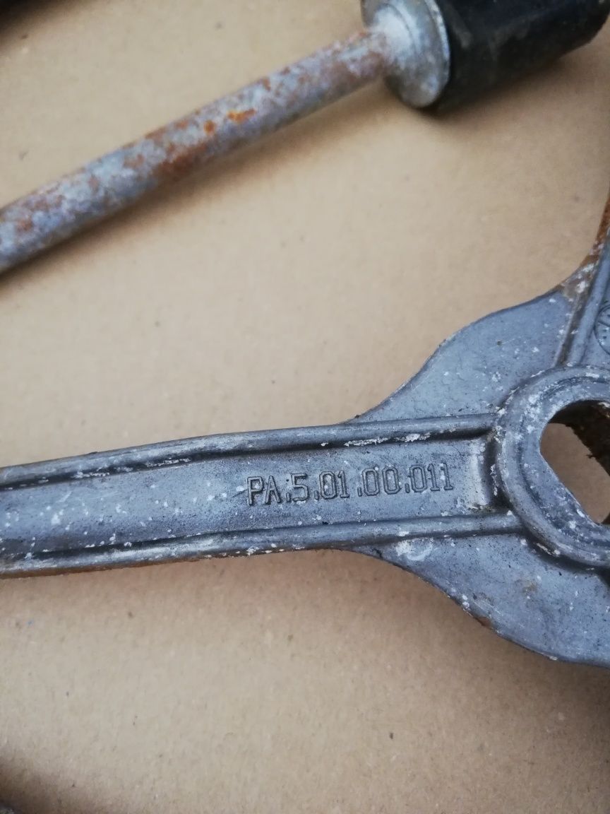 UCzęści zamienne do pralki Amica PB5560A411 5kg bęben koło pasowe Wąż