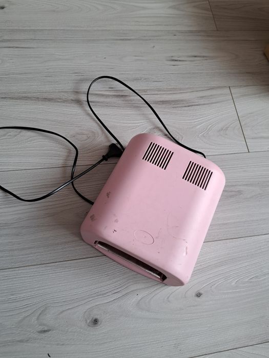 Lampa led do paznokci hybrydowych