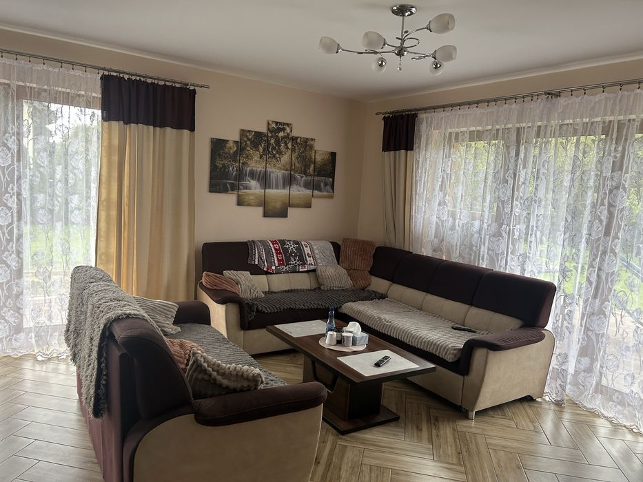 Rogowka narozna rozkladana plus kanapa