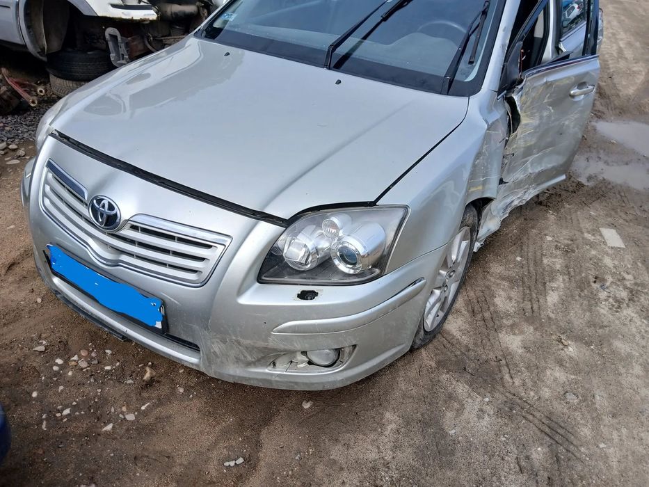 toyota avensis T25 sedan lift 1C0 maska pokrywa silnika klapa bagażnika zderzak lampa reflektor pas