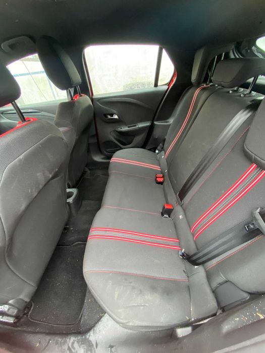Salvado Opel Corsa F 1.2 MHEV Hybrid | 9.692 Km | 2024