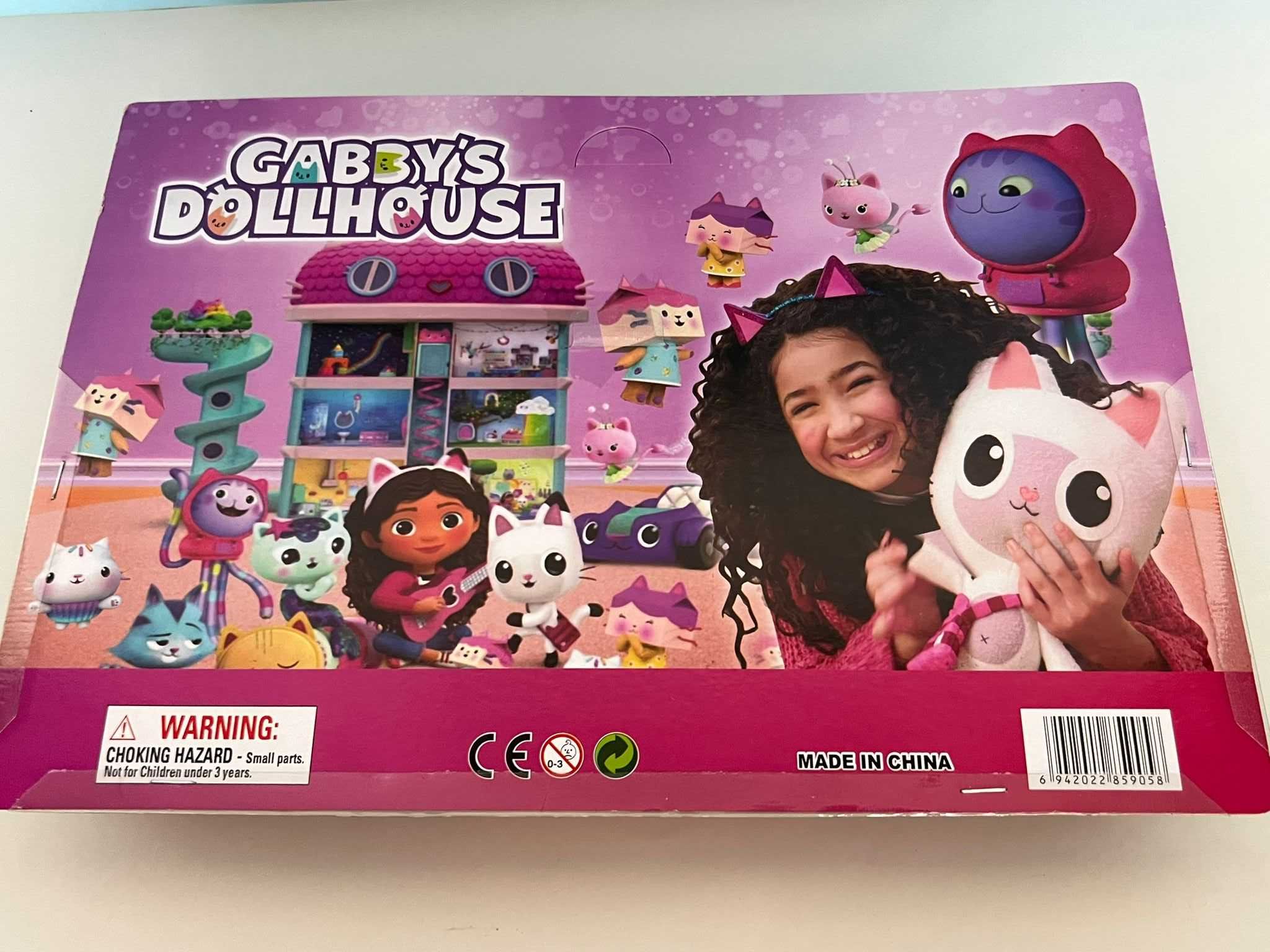 Peluches/Figuras Gabby's Dollhouse - BONECA GABBY