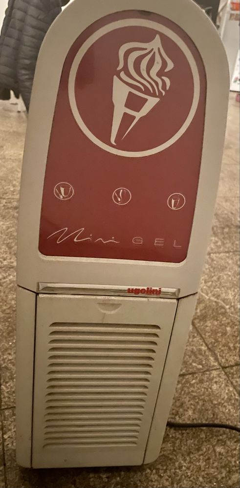 Máquina Mini Gel Frizen iogurte - Marca Ugolini