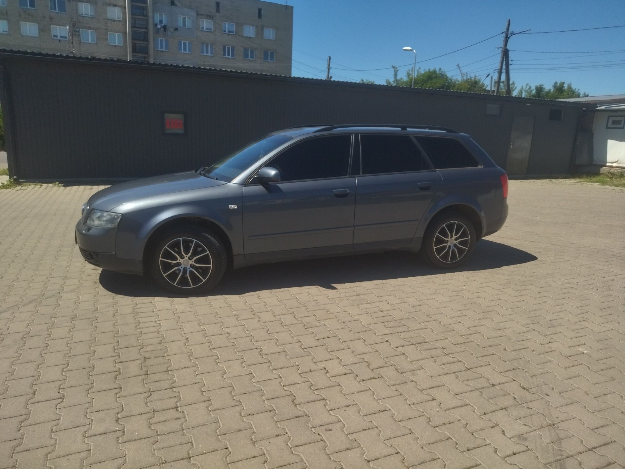Ауді а4б6 2002 рік