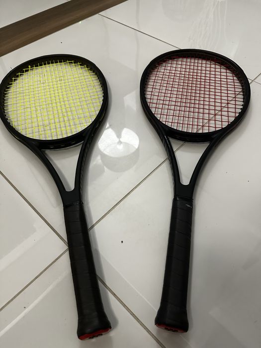 2 rakiety Wilson Pro Staff 97 UL v13 - nowe naciagi