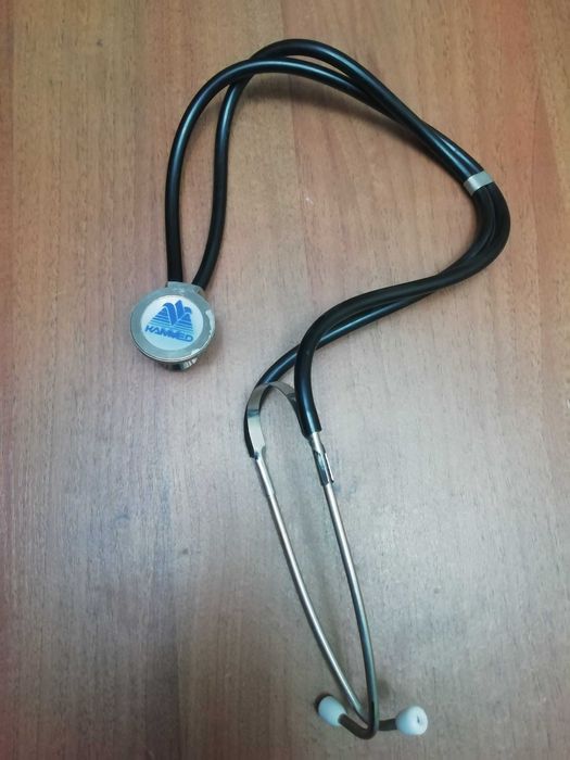 Фонендоскоп  професійний. Знижка Хороша річ  гарно коштує.