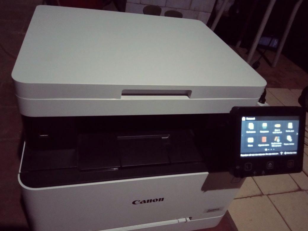 Принтер Canon i-sensys MF651Cw