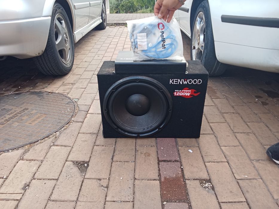 Subwoofer e amplificador