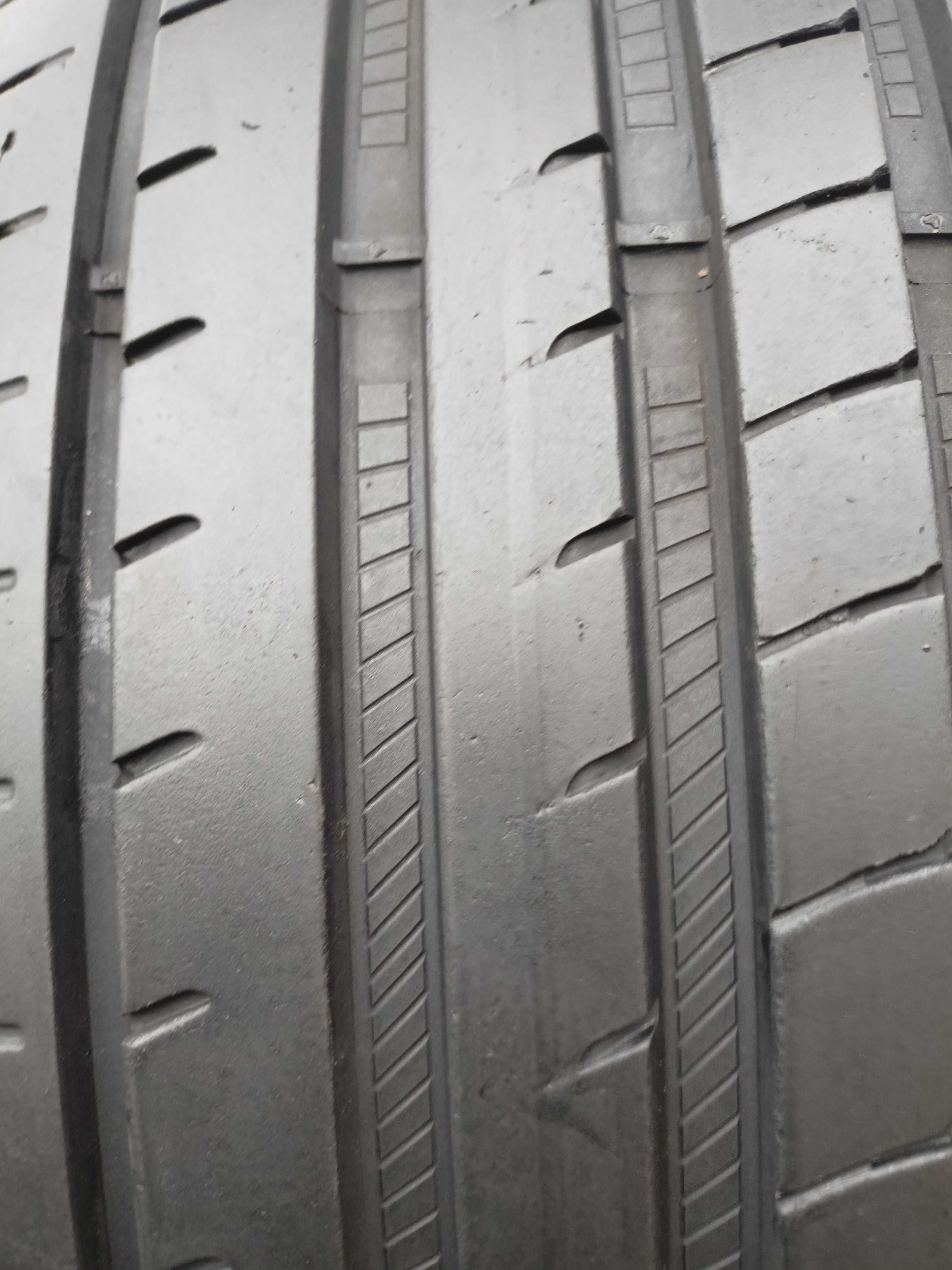 159# Opony używane letnie 225/45/19" Goodyear