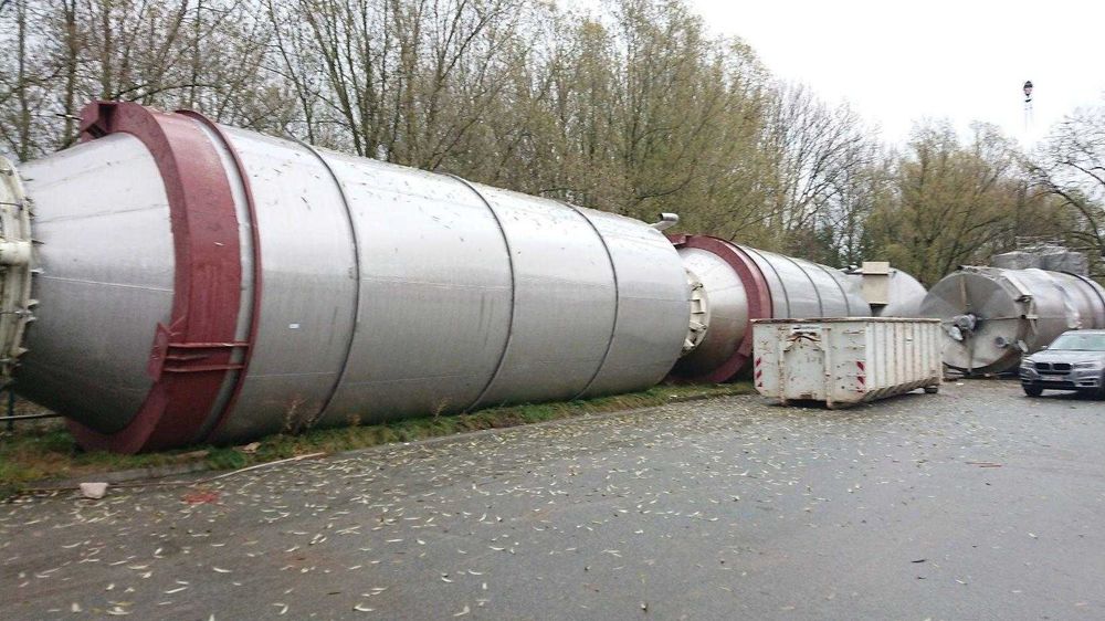 Zbiorniki ze stali nierdzewnej 180m3 do produktów sypkich