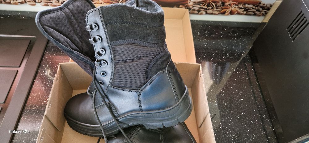 BUTY ULEPSZONA wersja  GROM roz.43