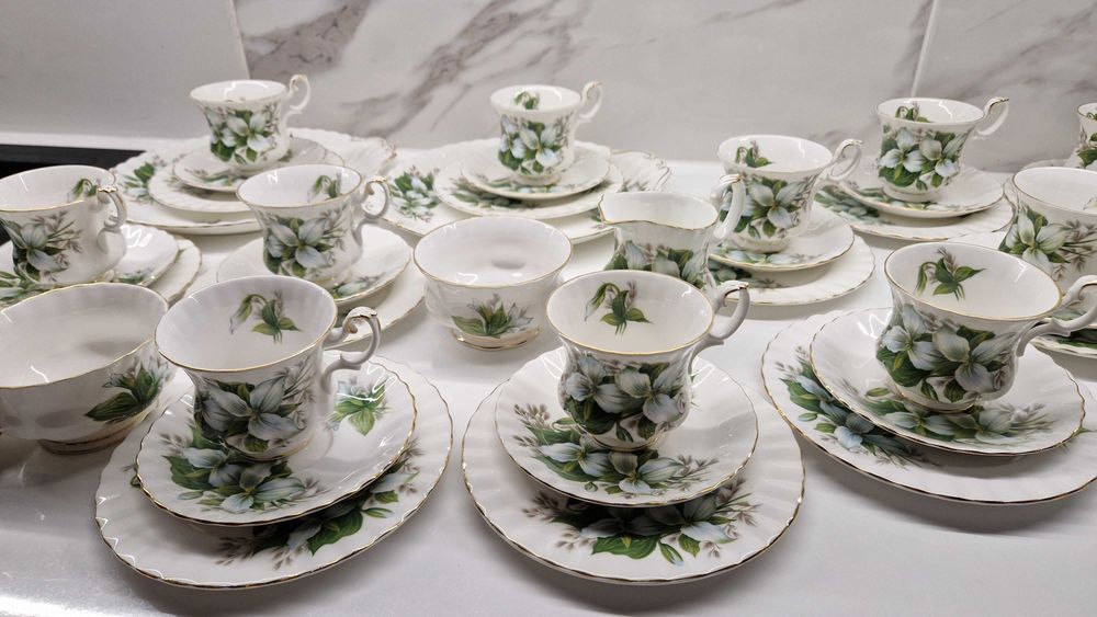 Вінтажний сервіз Royal Albert