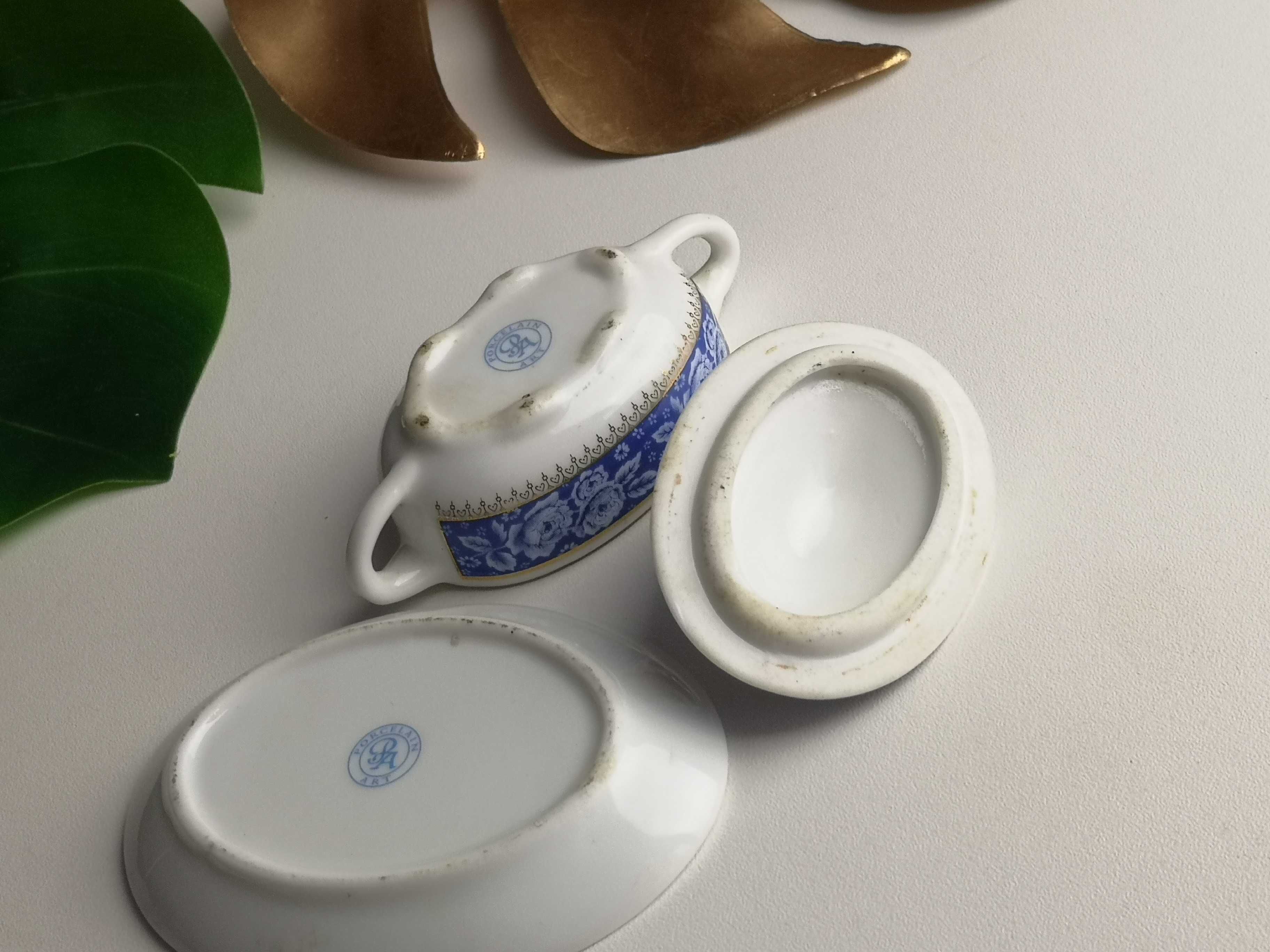 waza i półmisek z miniaturowej serii PORCELAIN ART