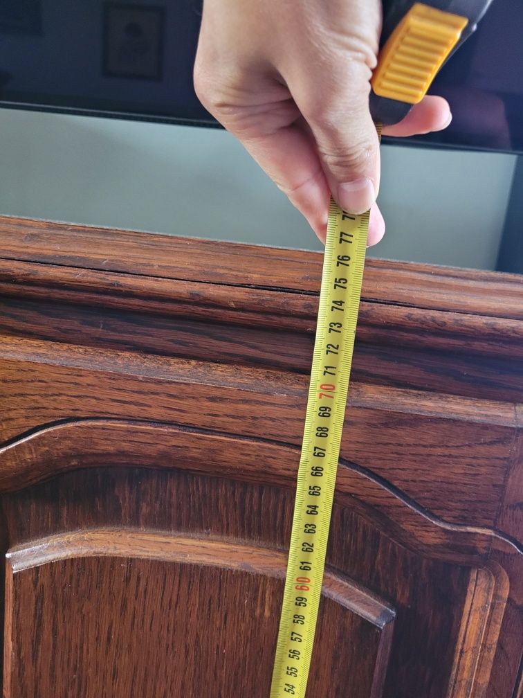 Szafka RTV drewniana, szeroka 132cm