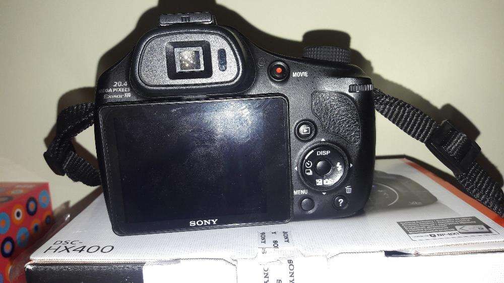 Продам цифровой фотоаппарат SONY