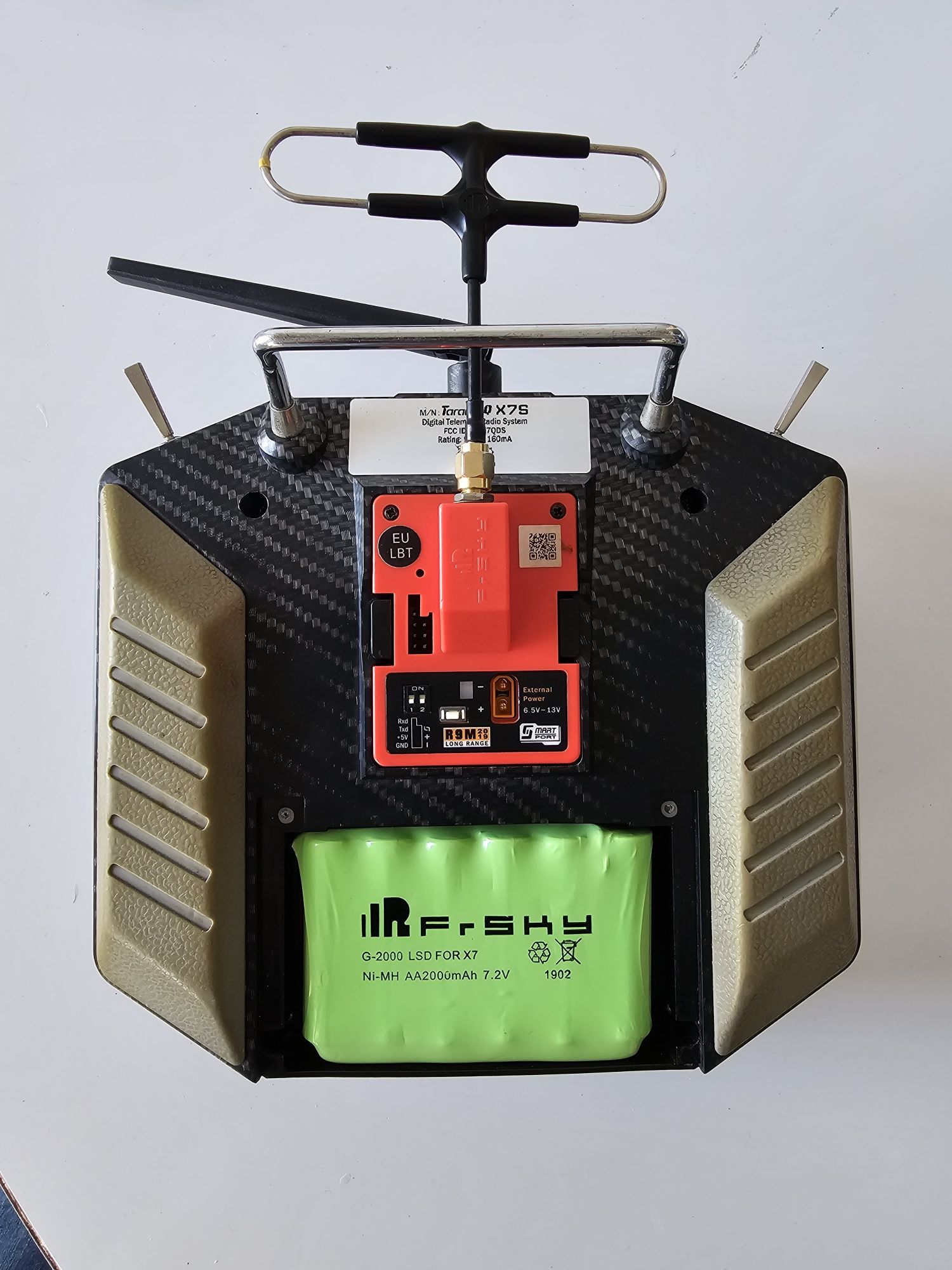 Frsky QX7S + R9m + R9mm