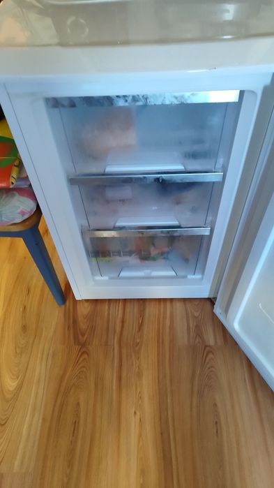 Zamrażarka szufladowa  Midea