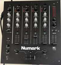 Numark m6 USB - mesa de mistura