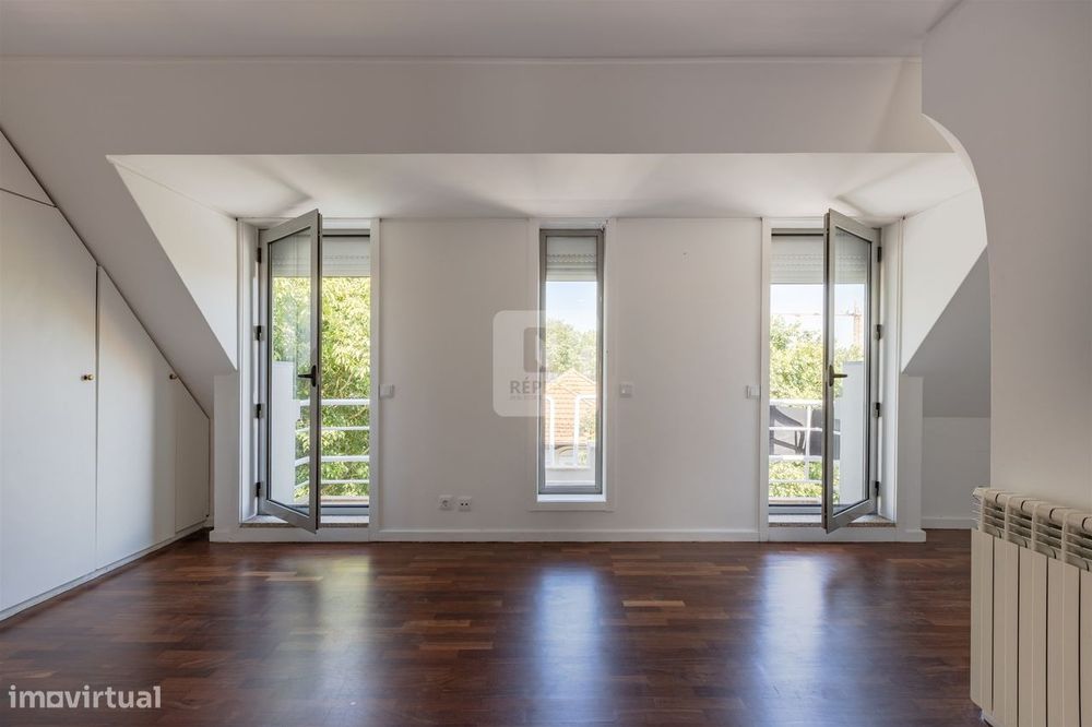 T3 Duplex Foz do Douro | T3 Varanda Foz Porto | T3 perto Univ Católica