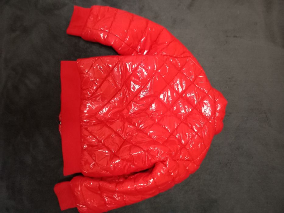 Стильна куртка, бомпер, джинси