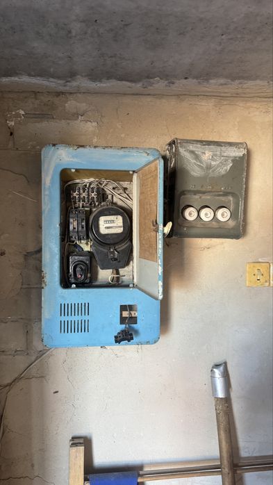 Продам Гараж Певцы