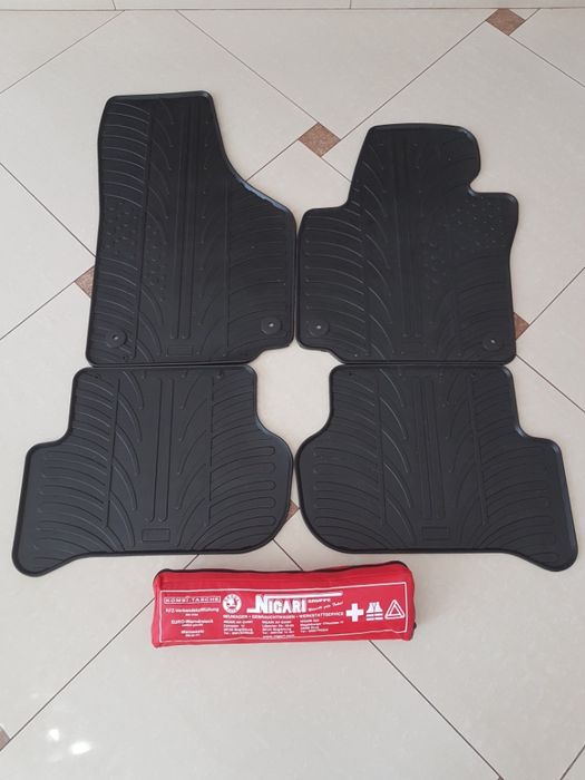 Scoda Fabia Octavia SuberB Yetti Roomster Rapid Домкрат Крюк Ключ