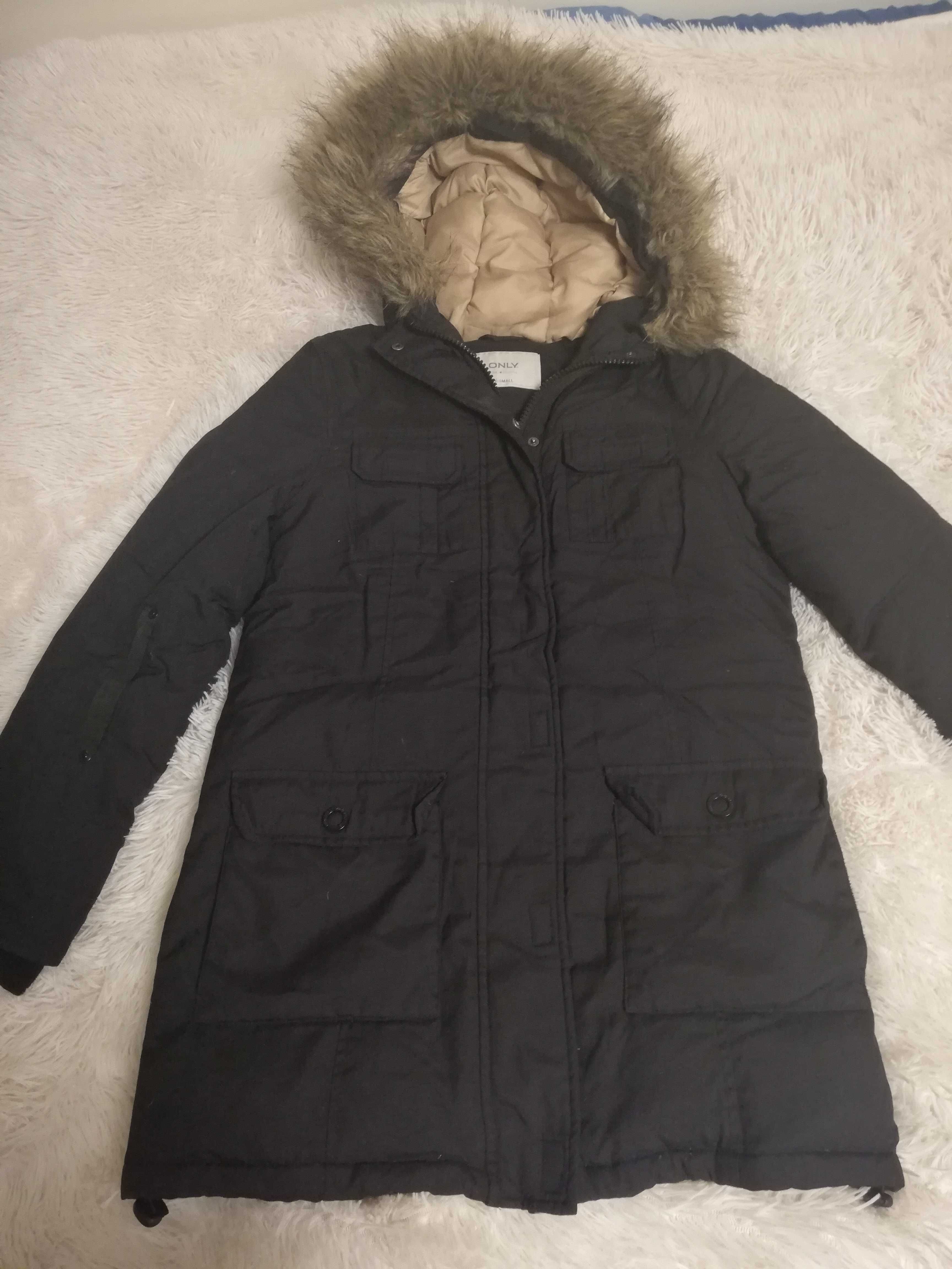 kurtka puchowa ONLY xs s 36 czarna zimowa xs s 36 parka puchowa xs s