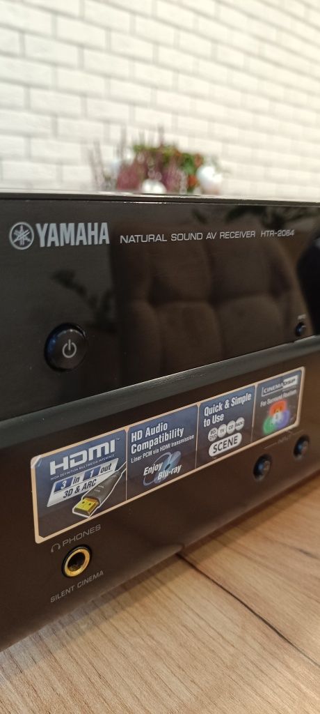 Yamaha Htr-2064 amplituner