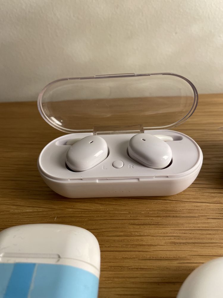 Fones de ouvido bluetooth novos