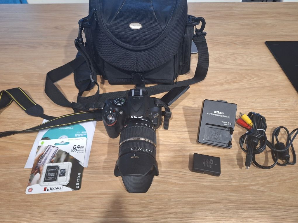 Nikon D5200 + Tamron AF 18-200 - znikomo używany