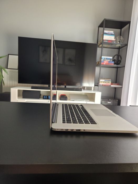 Macbook Pro 15" SSD 16GB Ram i7 Okazja!!