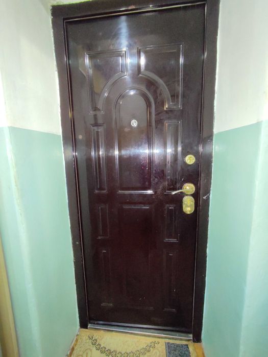 Здається в довготривалу оренду 1-кімн. квартира в м. НОВОЯВОРІВСЬК.