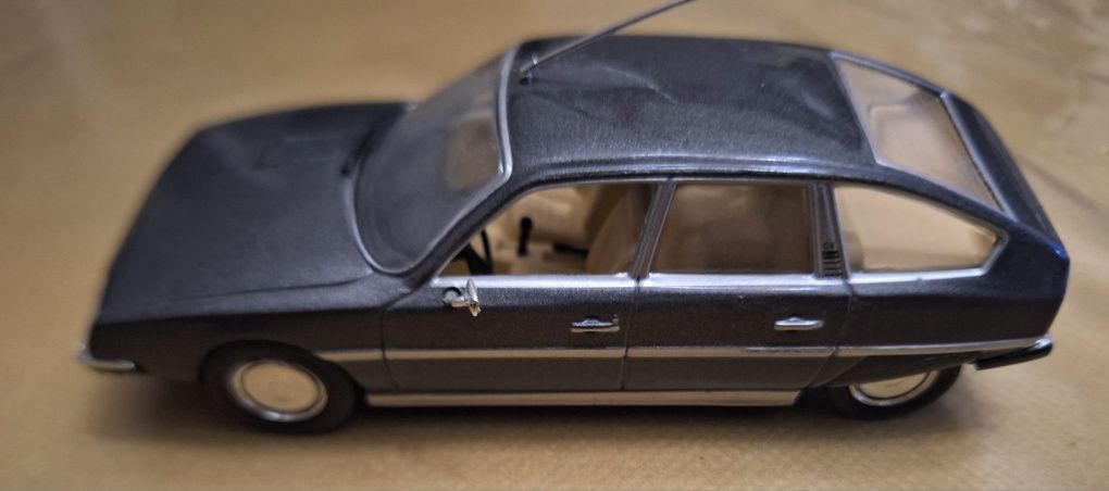 Miniatura escala 1:43 Citroën