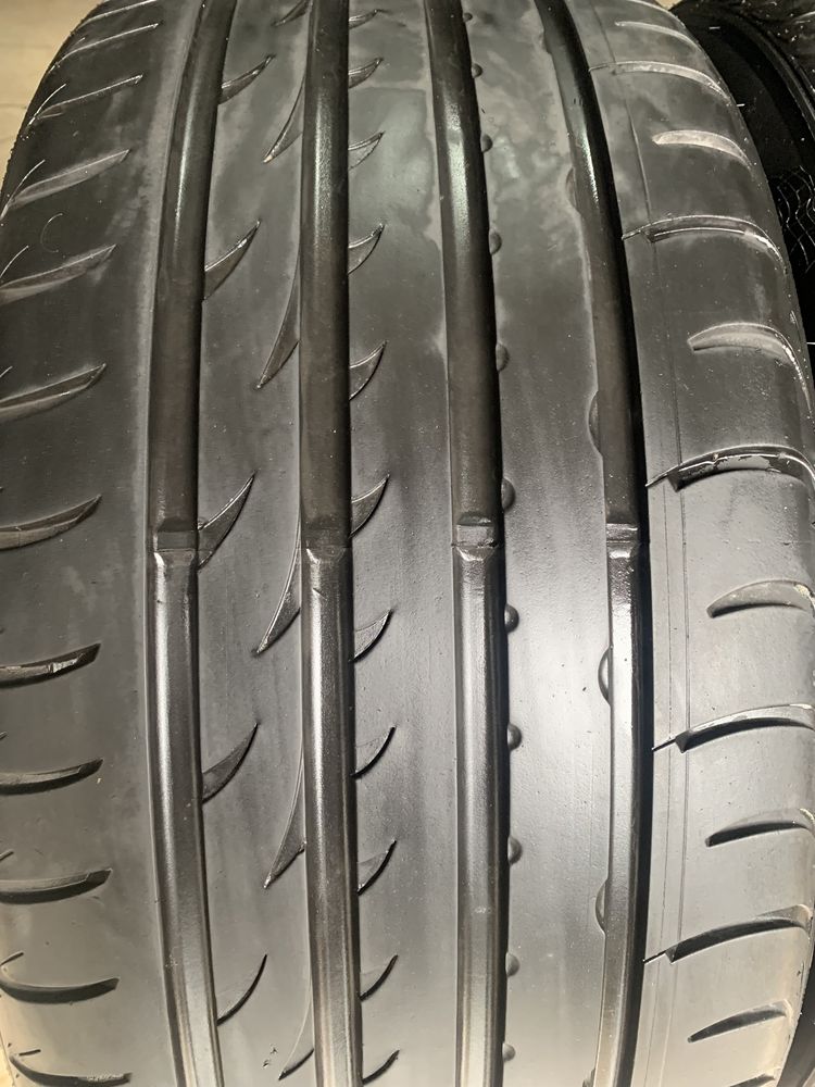Пара  275/35/20 NEXEN