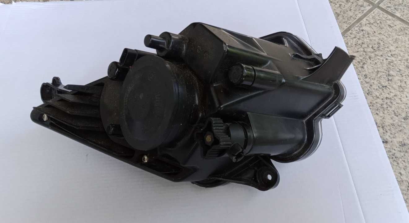 Farolim frontal esquerdo Moto BMW C600, ano 2012