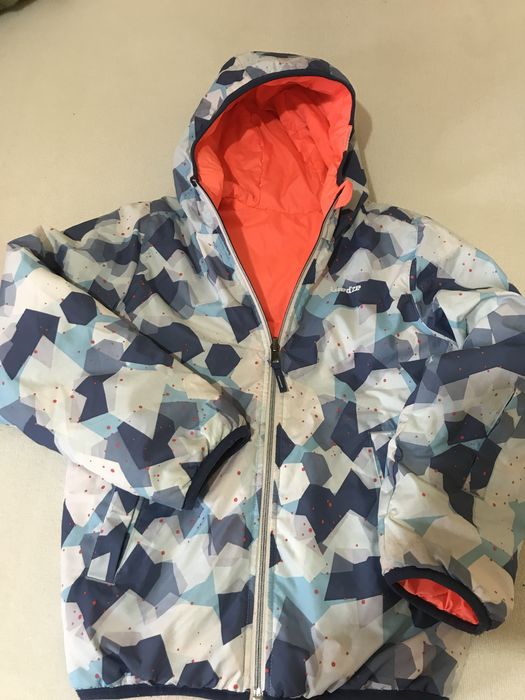 Casaco de neve duas face, luvas, uma calça de neve