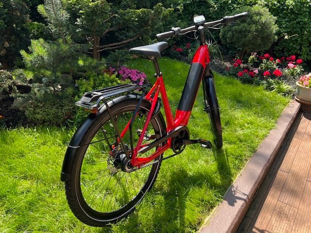 Rower elektryczny na pasku Gazelle Ultimate CONNECT C8+ Belt HMB Bosch
