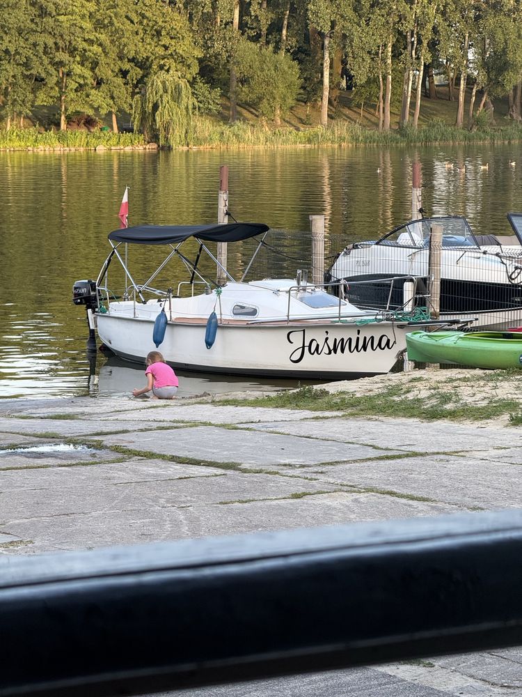 Żaglówka jacht pełen zestaw