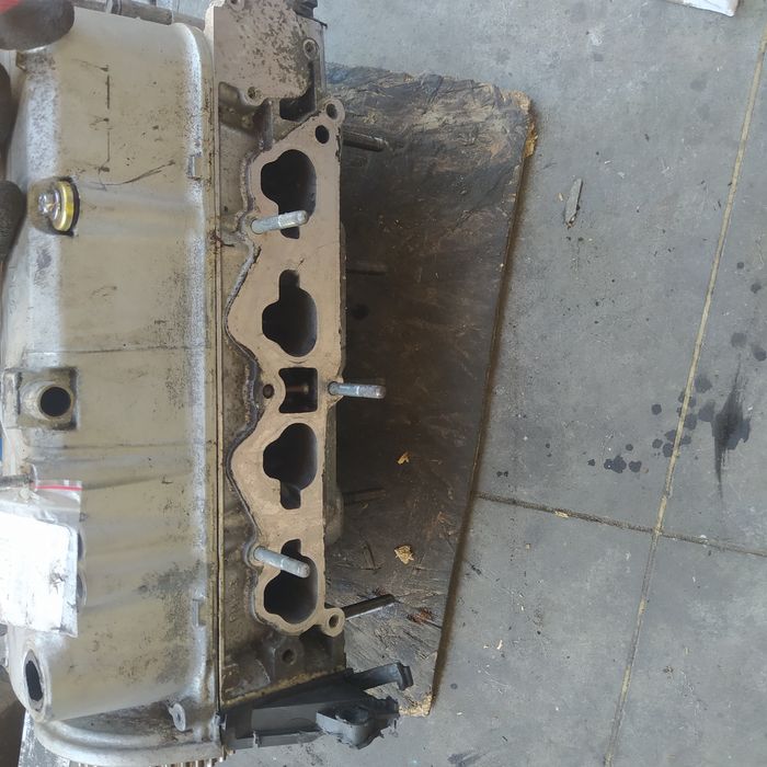 ГБЦ головка блока циліндрів Honda Civic MK7 1.4 16V (D14Z6).