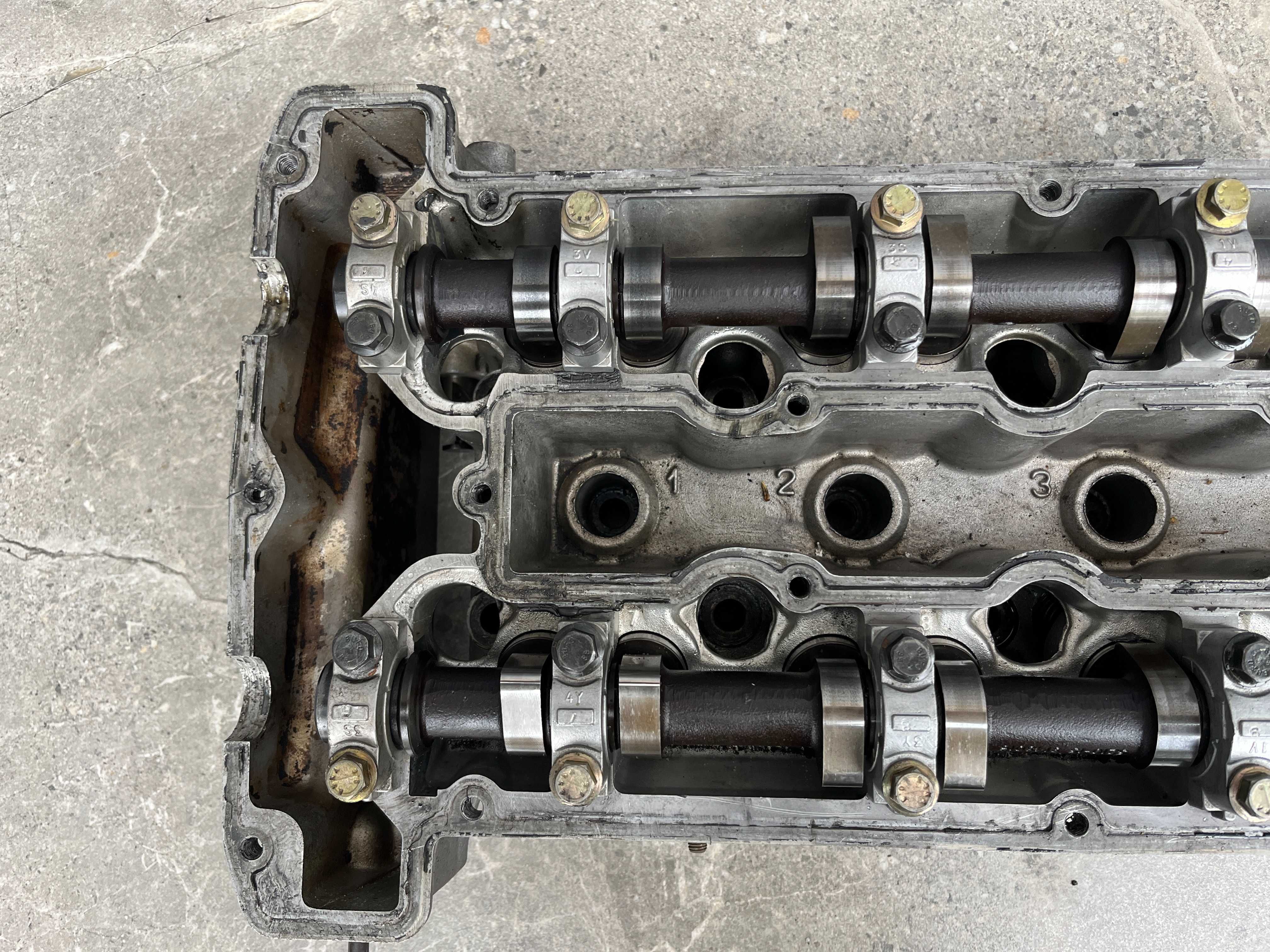 ГБЦ головка блока Saab 9-3 2.0 Turbo Saab 9-5 2.0 t