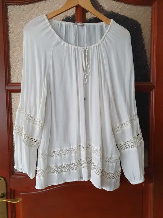 Bluzka biała rozmiar 44/46